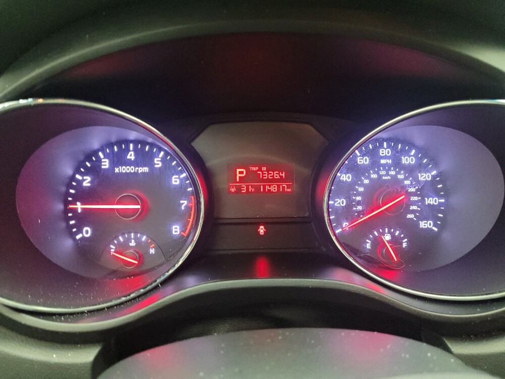 2018 Kia Sedona in Eastpointe, MI 48021 - 18112846 23