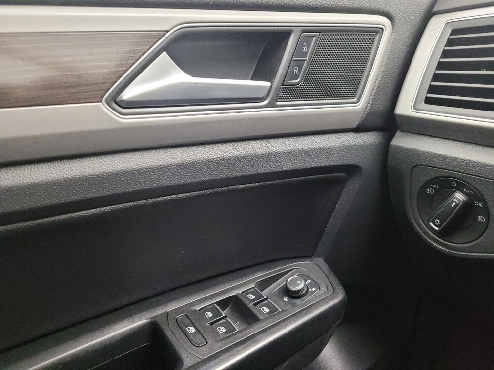 2019 Volkswagen Atlas in Taylor, MI 48180 - 18112847 27