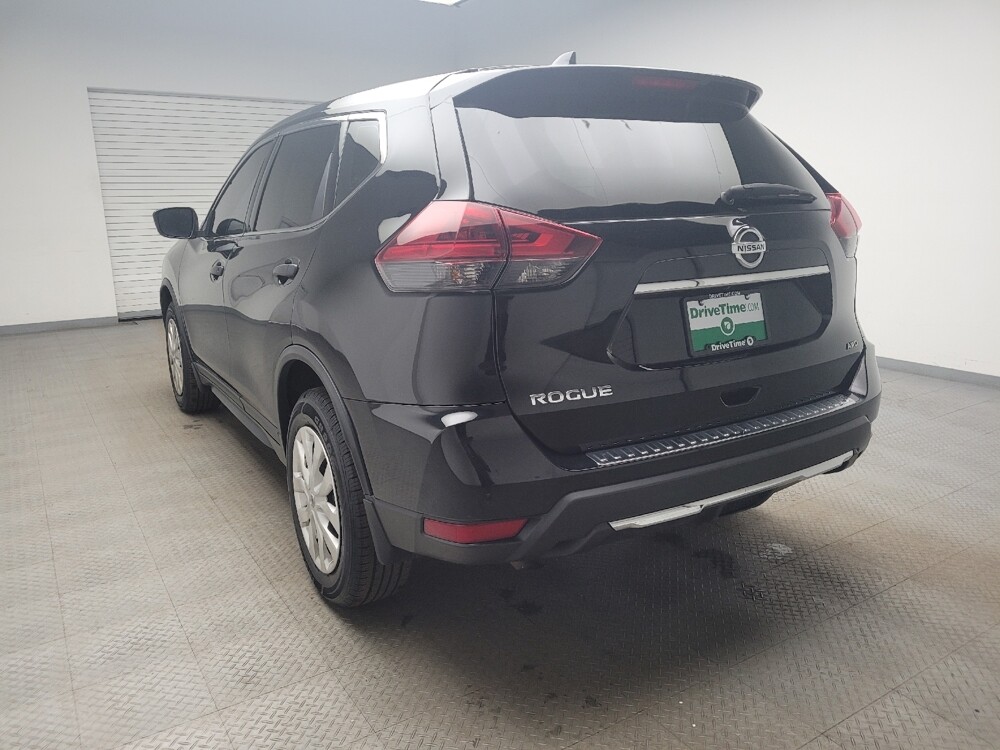 2018 Nissan Rogue in Eastpointe, MI 48021 - 18112848 5