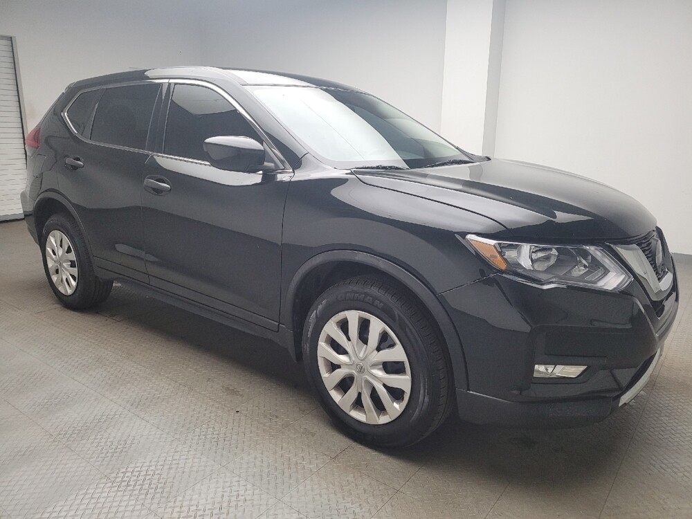 2018 Nissan Rogue in Eastpointe, MI 48021 - 18112848 11