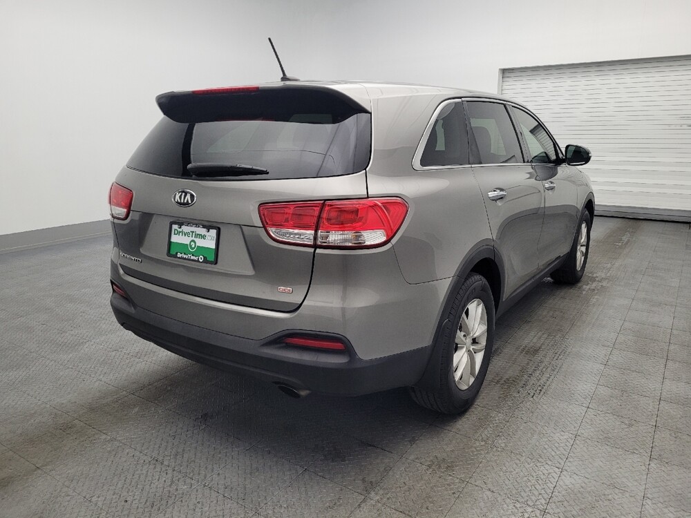 2017 Kia Sorento in Ocala, FL 34471 - 18112860 9