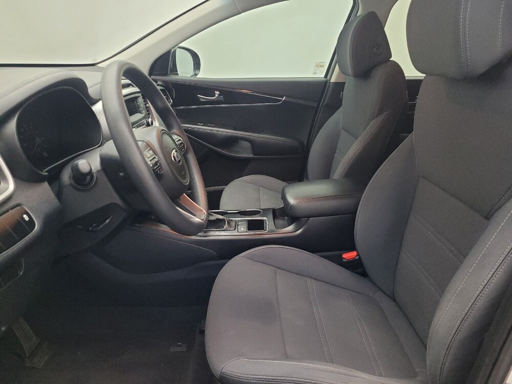 2017 Kia Sorento in Ocala, FL 34471 - 18112860 17