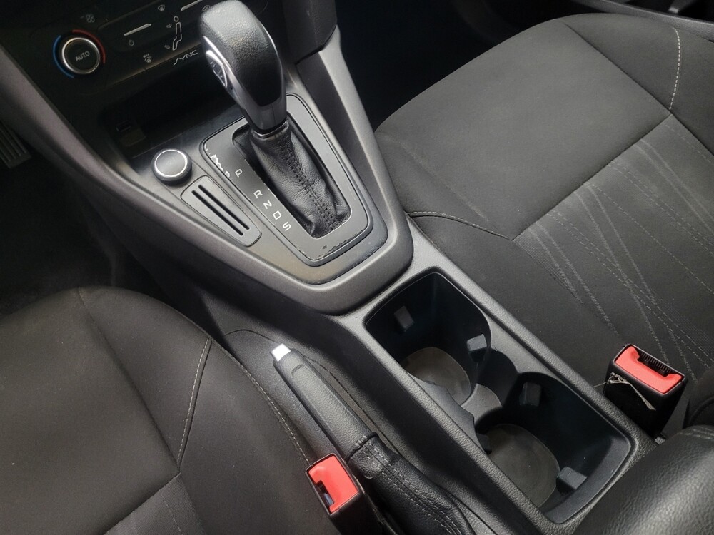 2017 Ford Focus in Mishawaka, IN 46545 - 18112873 26