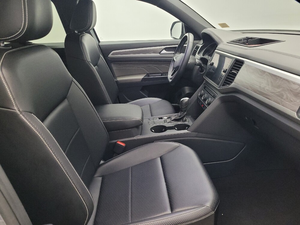 2021 Volkswagen Atlas in Ocala, FL 34471 - 18112875 21