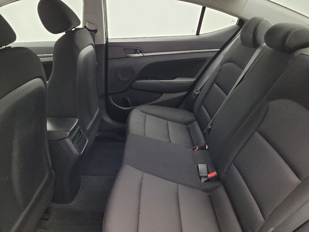 2018 Hyundai Elantra in Columbia, SC 29210 - 18112878 18