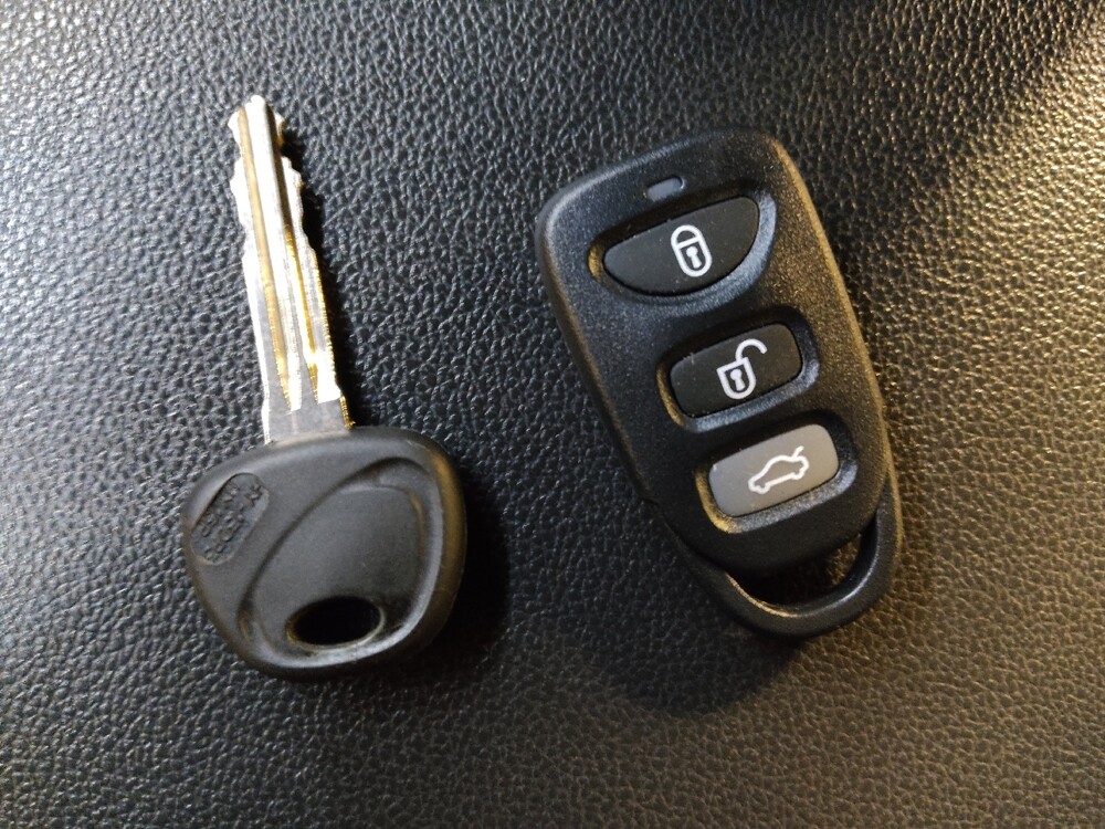 2018 Hyundai Elantra in Columbia, SC 29210 - 18112878 32