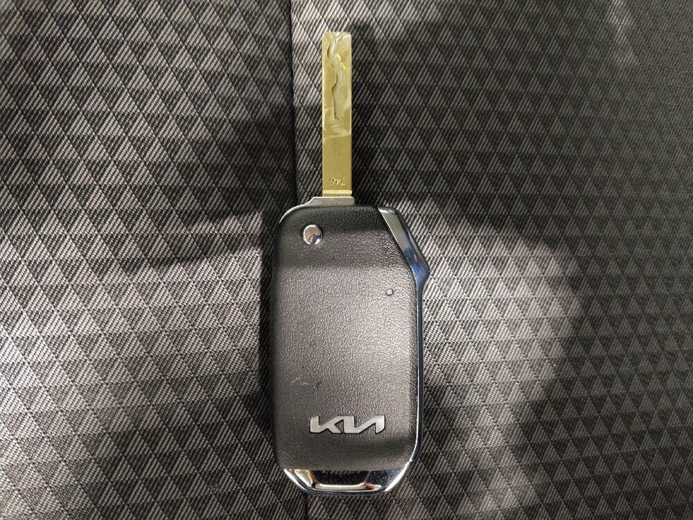 2025 Kia Soul in Columbus, OH 43231 - 18112883 32