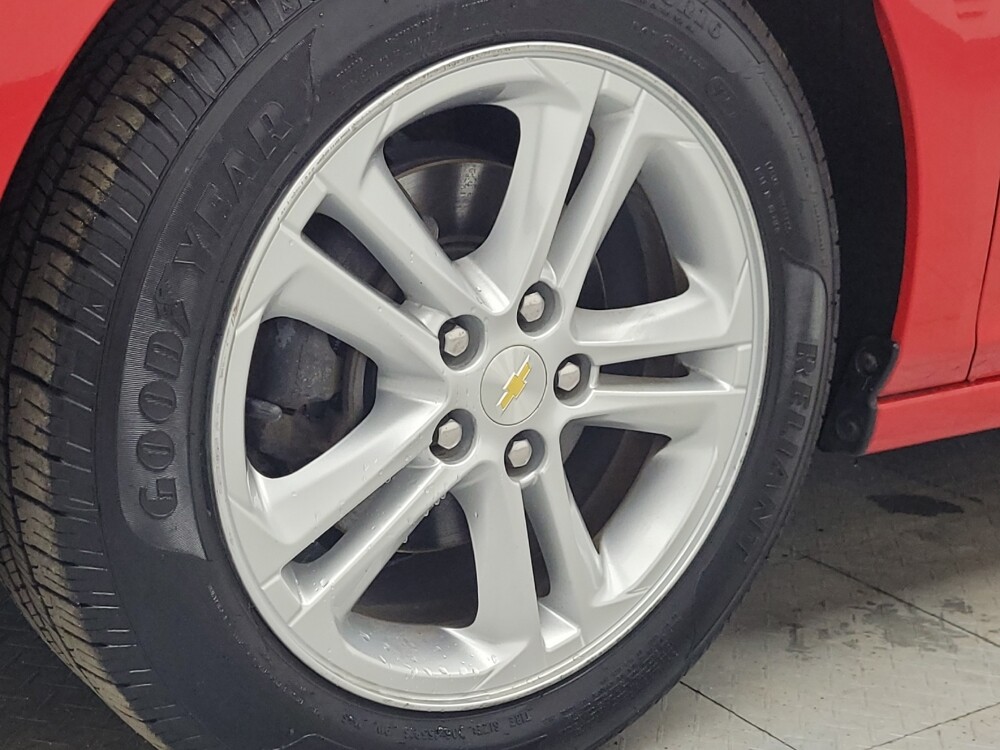 2017 Chevrolet Cruze in Antioch, TN 37013 - 18112885 31