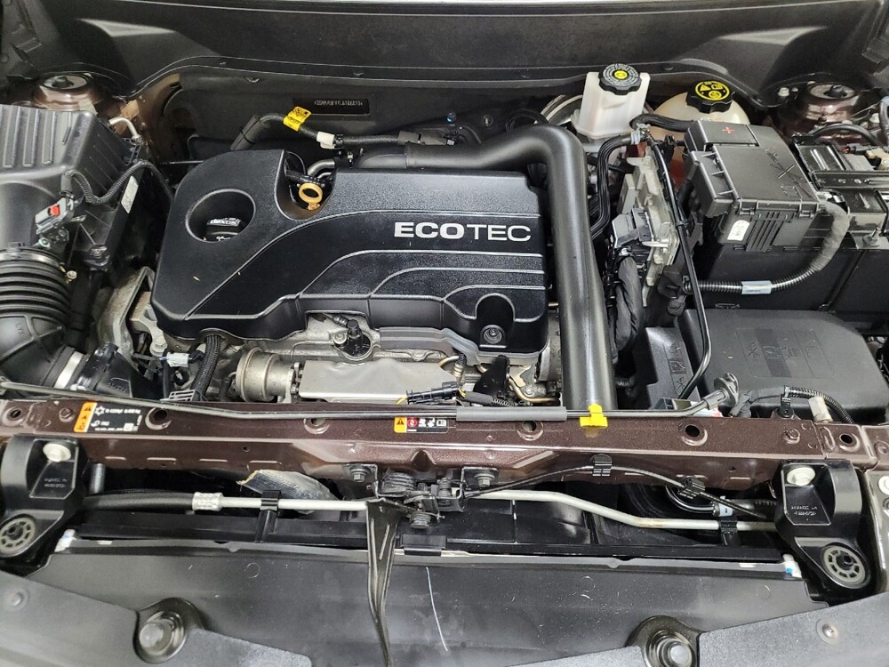 2020 Chevrolet Equinox in Pittsburgh, PA 15236 - 18112896 30