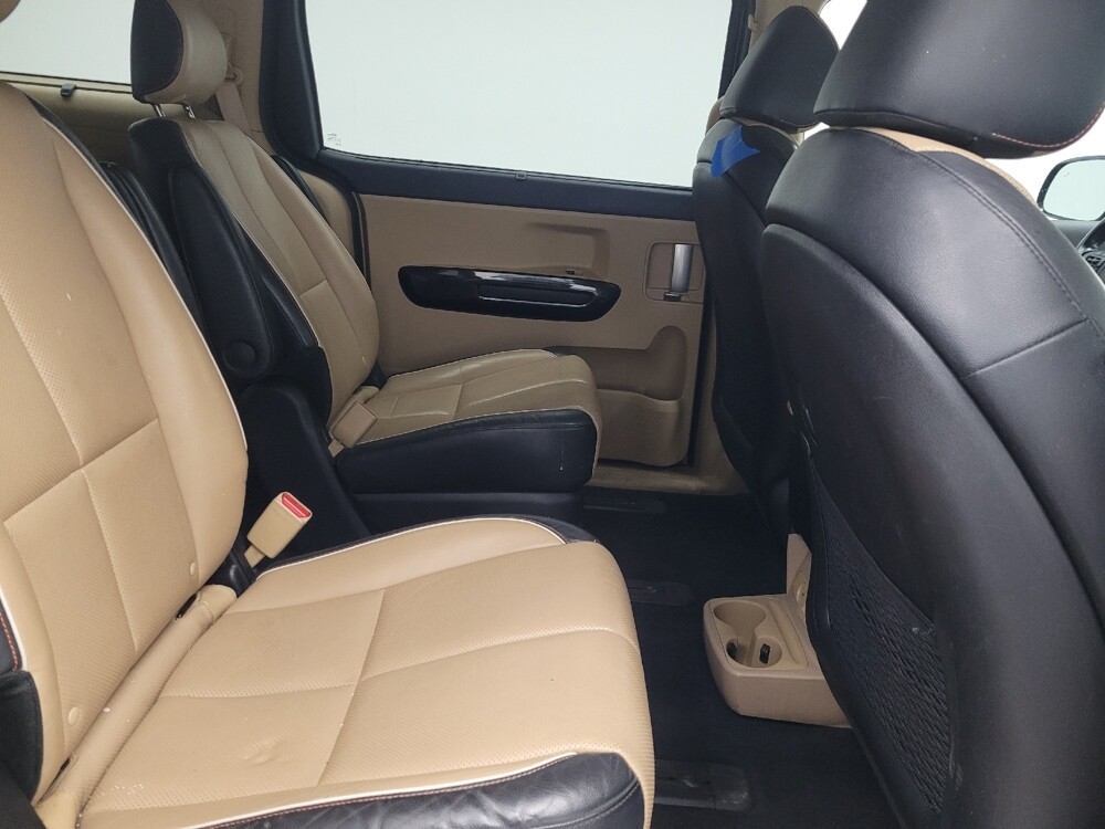 2016 Kia Sedona in Memphis, TN 38115 - 18112898 19