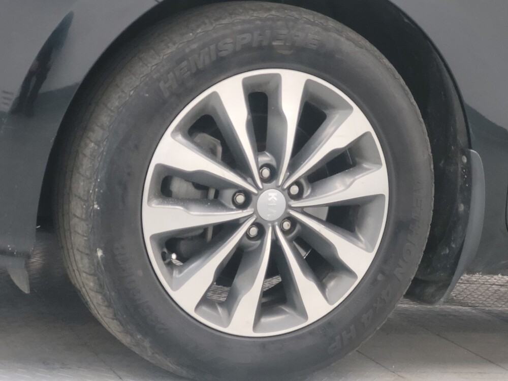 2016 Kia Sedona in Memphis, TN 38115 - 18112898 31