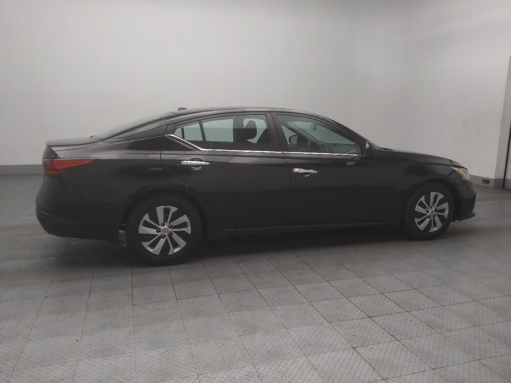 2020 Nissan Altima in Union City, GA 30291 - 18112912 10