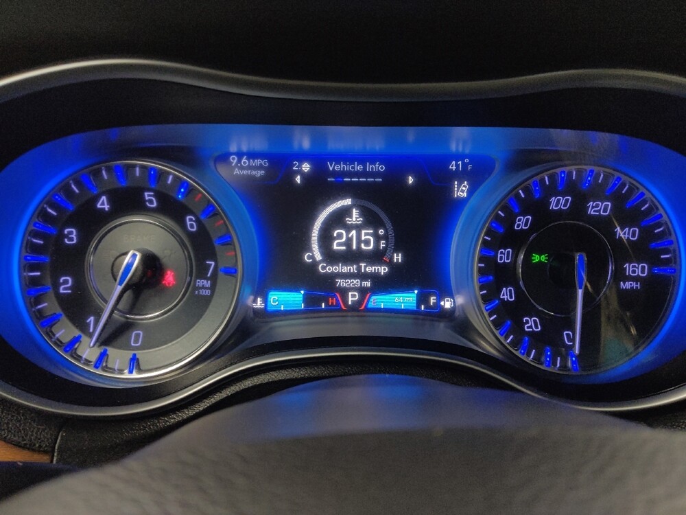 2018 Chrysler 300 in Conyers, GA 30094 - 18112914 23