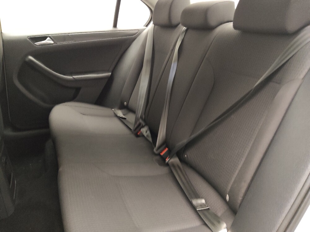 2015 Volkswagen Jetta in Union City, GA 30291 - 18112915 18