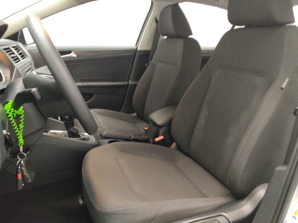 2015 Volkswagen Jetta in Union City, GA 30291 - 18112915 17