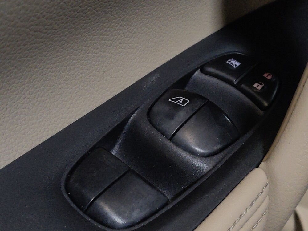 2017 Nissan Rogue in Jacksonville, FL 32225 - 18112917 27