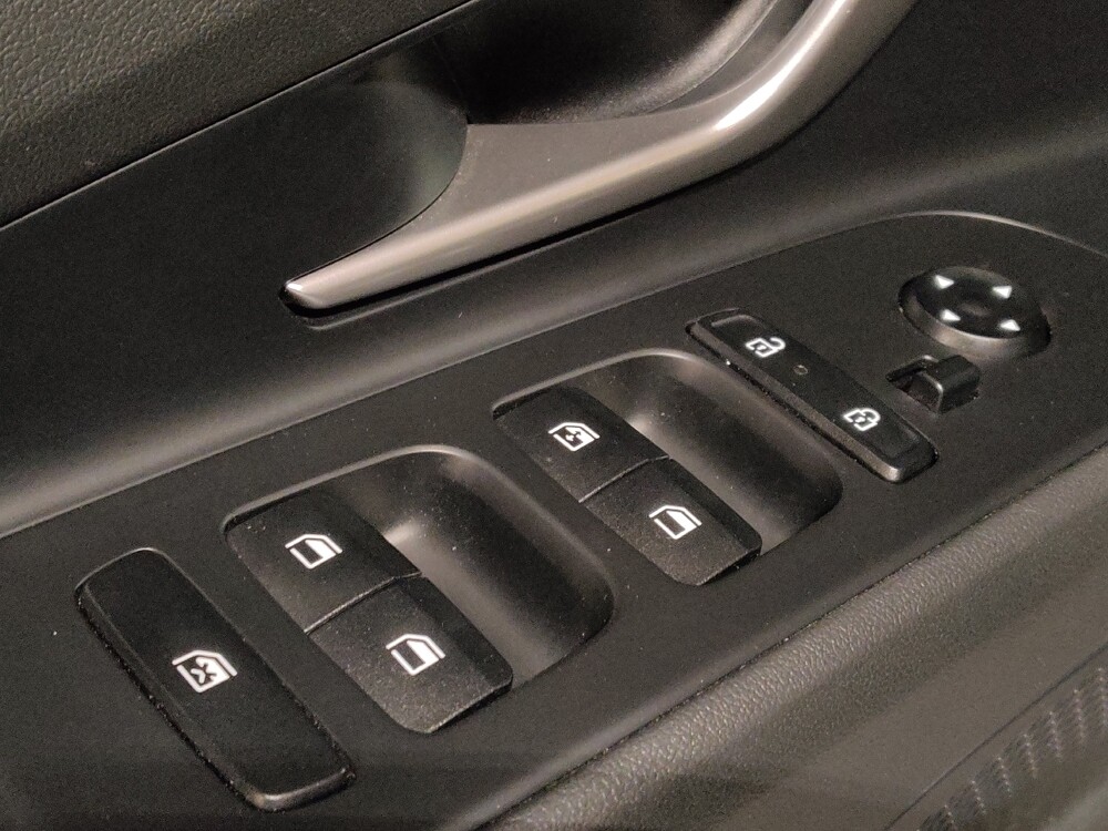 2025 Hyundai Elantra in Jacksonville, FL 32225 - 18112918 27