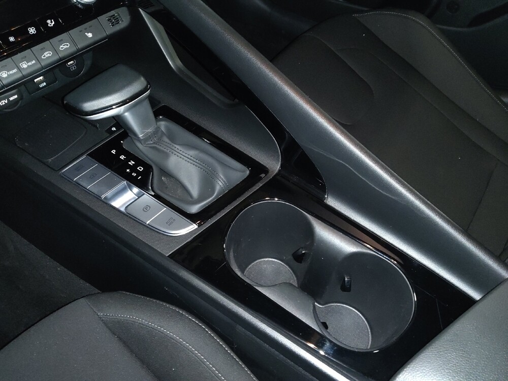 2025 Hyundai Elantra in Jacksonville, FL 32225 - 18112918 26