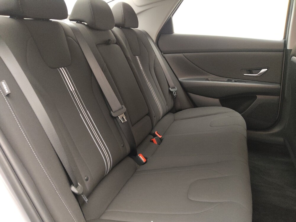 2025 Hyundai Elantra in Jacksonville, FL 32225 - 18112918 19