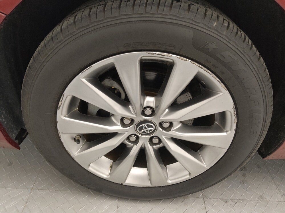 2017 Toyota Camry in Greensboro, NC 27407 - 18112919 31