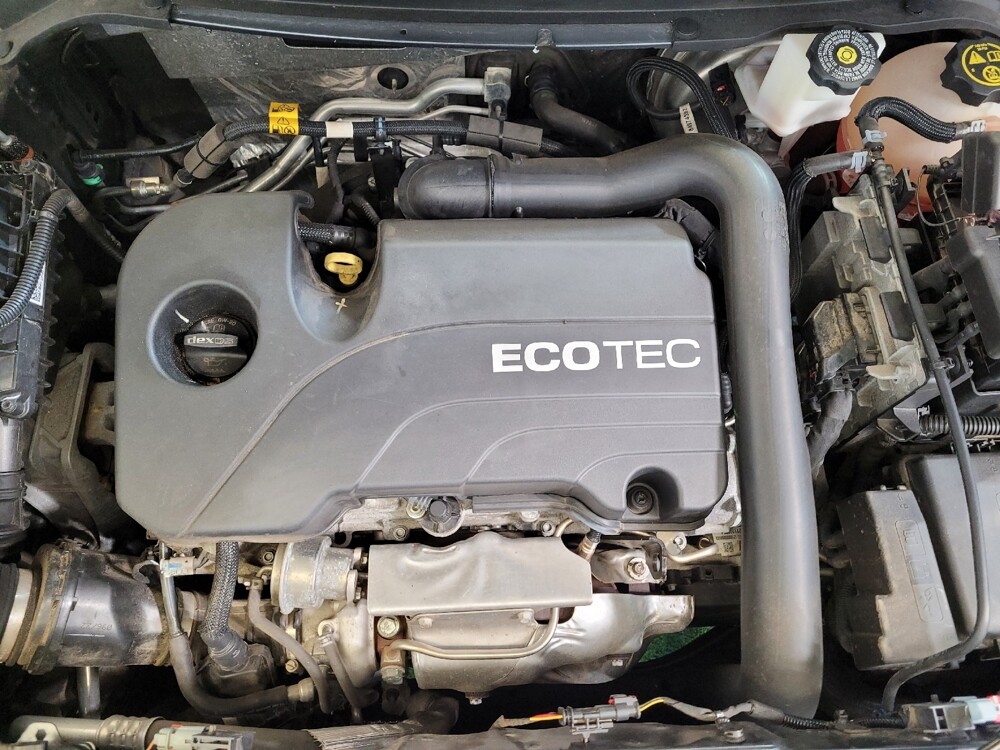 2022 Chevrolet Equinox in Cincinnati, OH 45255 - 18112921 30