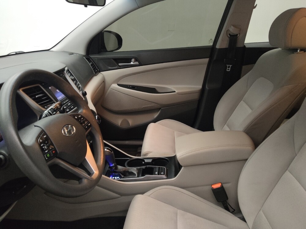 2017 Hyundai Tucson in Des Moines, IA 50310 - 18112923 17