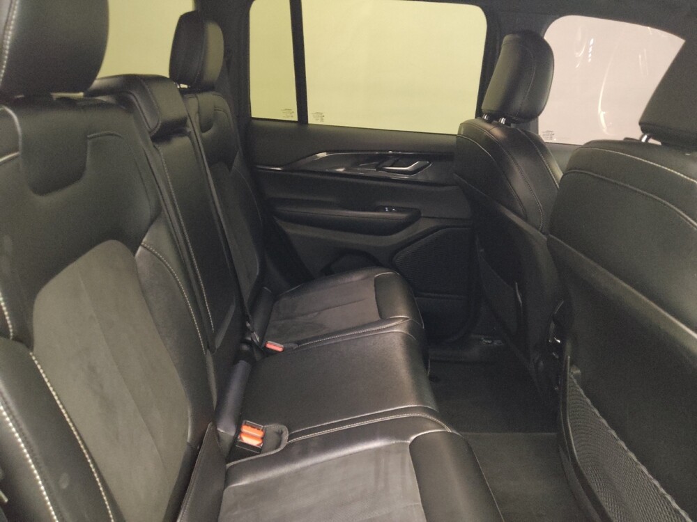 2023 Jeep Grand Cherokee in Midlothian, IL 60445 - 18112926 19