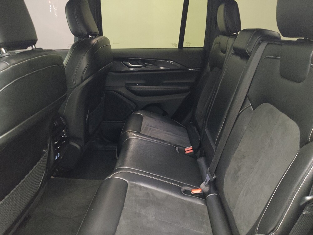 2023 Jeep Grand Cherokee in Midlothian, IL 60445 - 18112926 18