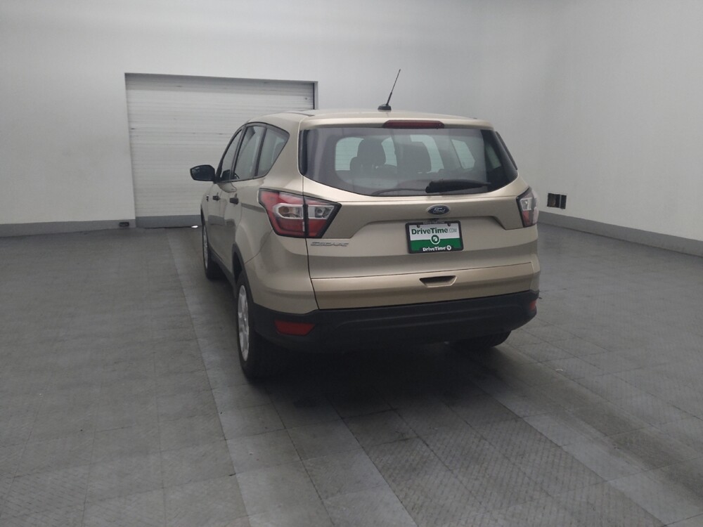 2017 Ford Escape in Union City, GA 30291 - 18112932 5