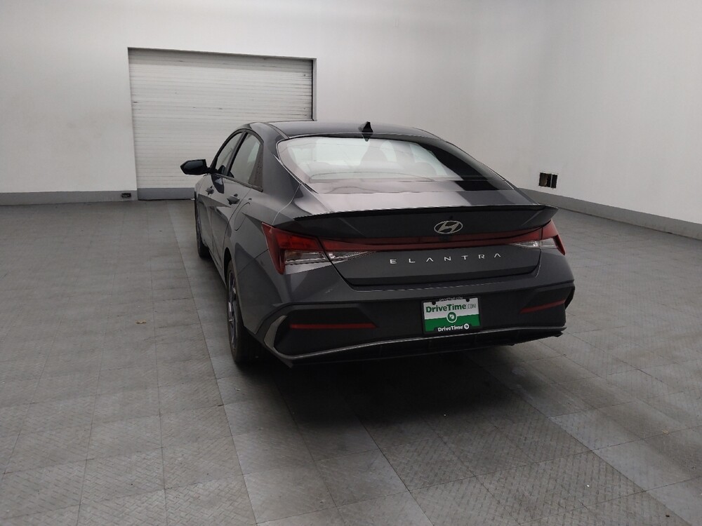 2025 Hyundai Elantra in Union City, GA 30291 - 18112933 5