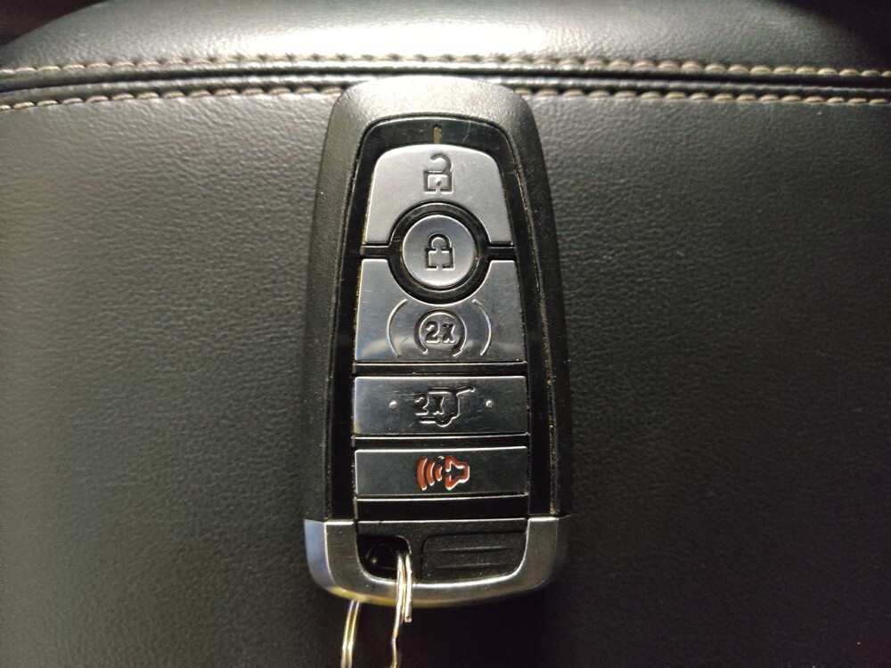 2022 Ford Explorer in Marietta, GA 30062 - 18112935 32