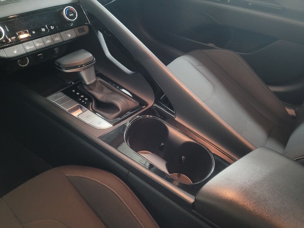 2025 Hyundai Elantra in Augusta, GA 30907 - 18112936 26