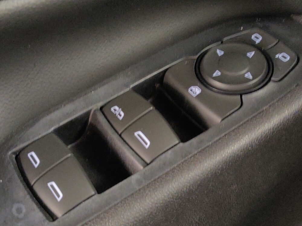 2018 Chevrolet Equinox in San Antonio, TX 78238 - 18112947 27