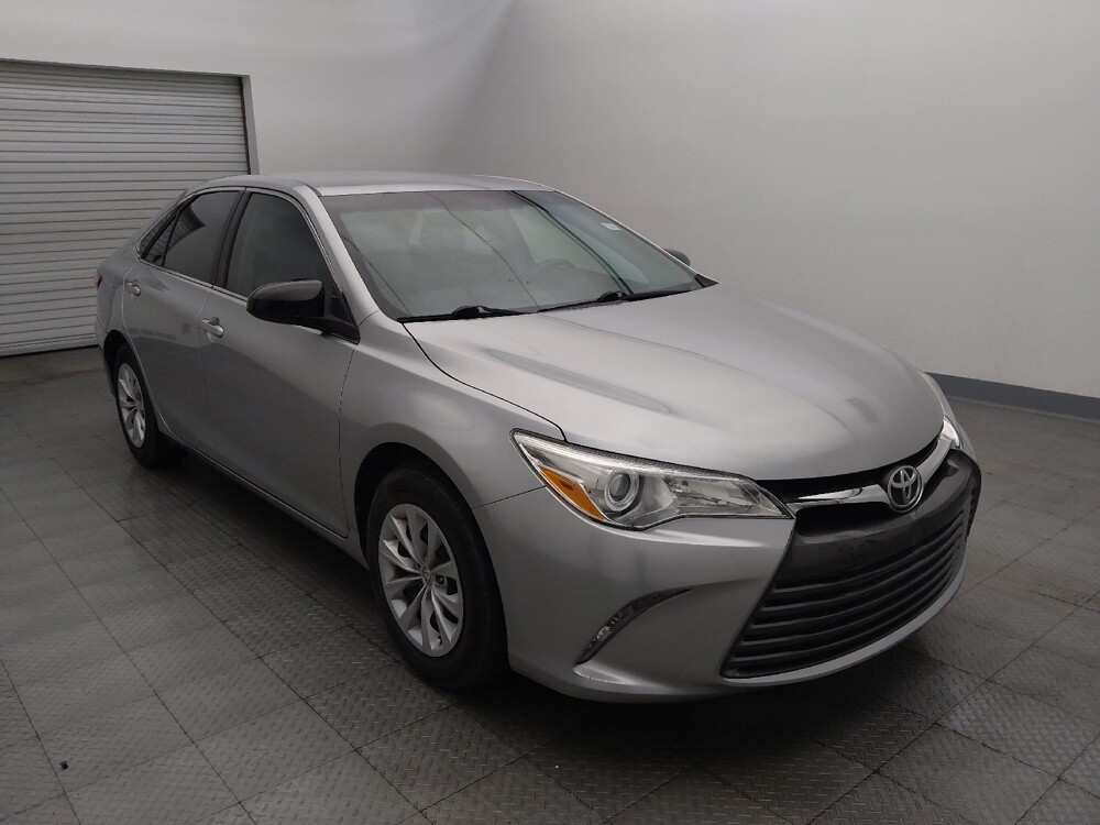 2015 Toyota Camry in Houston, TX 77060 - 18112950 13