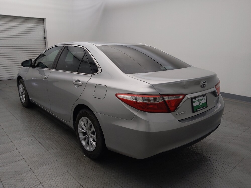 2015 Toyota Camry in Houston, TX 77060 - 18112950 5