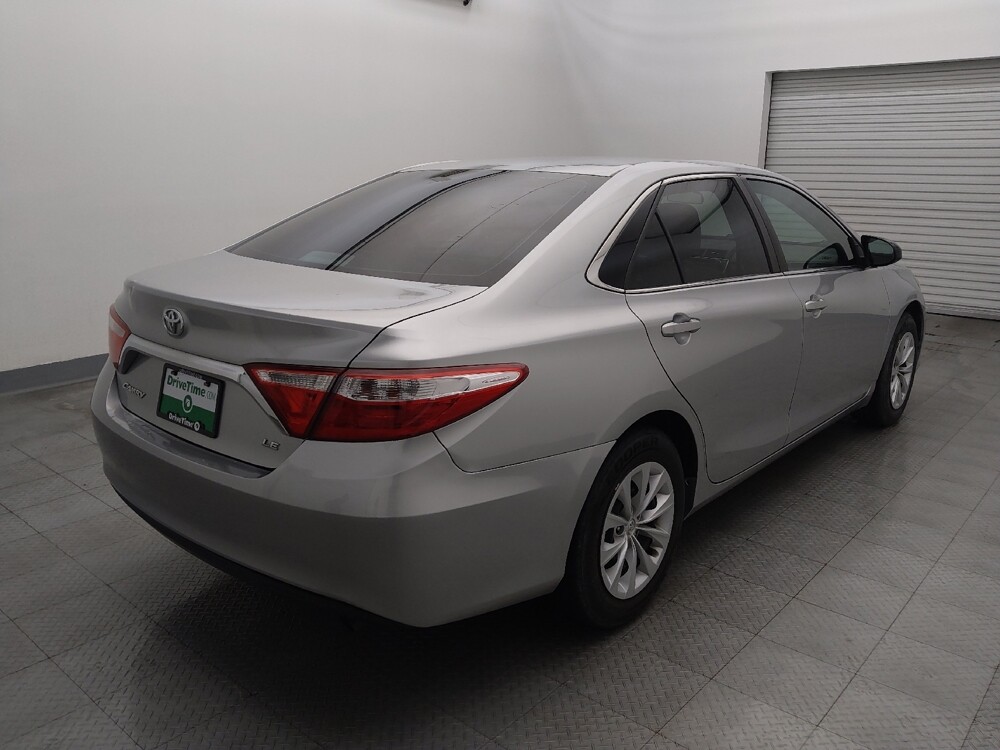 2015 Toyota Camry in Houston, TX 77060 - 18112950 9