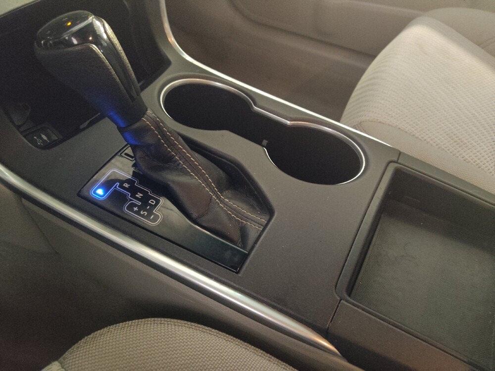 2015 Toyota Camry in Houston, TX 77060 - 18112950 26