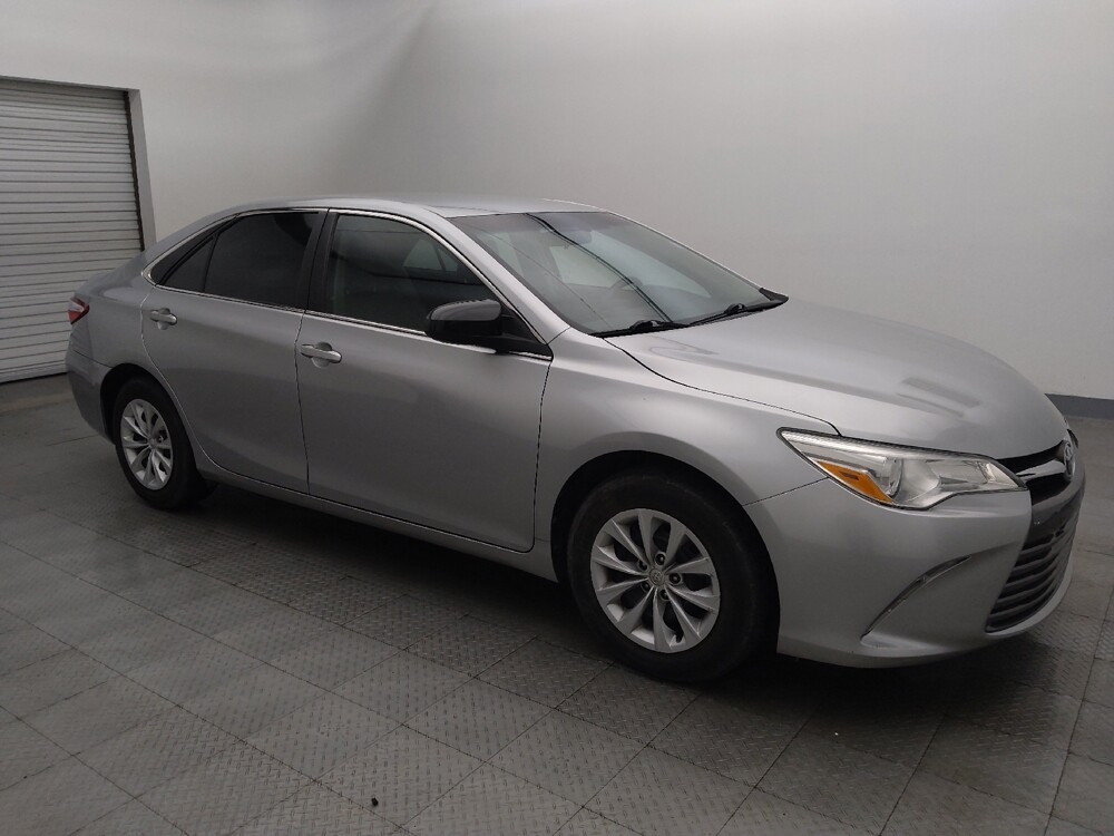 2015 Toyota Camry in Houston, TX 77060 - 18112950 11