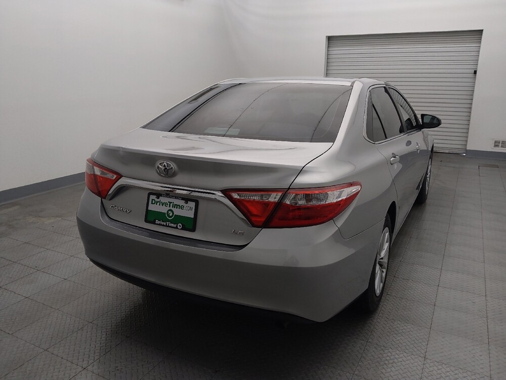 2015 Toyota Camry in Houston, TX 77060 - 18112950 7