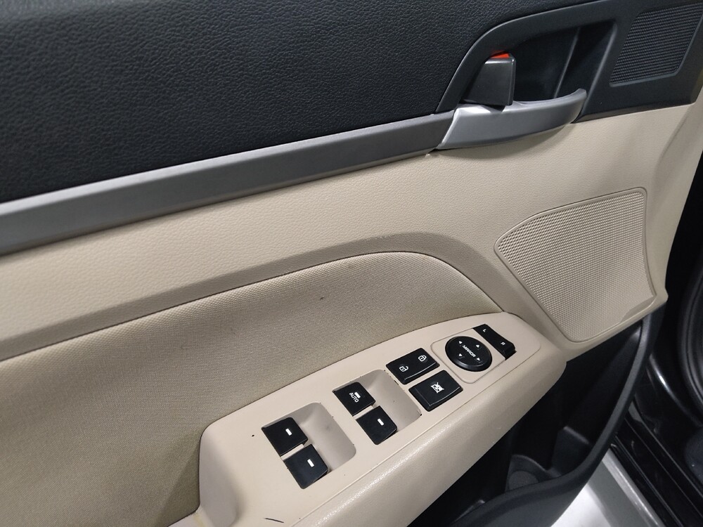 2017 Hyundai Elantra in Columbus, OH 43231 - 18112952 27