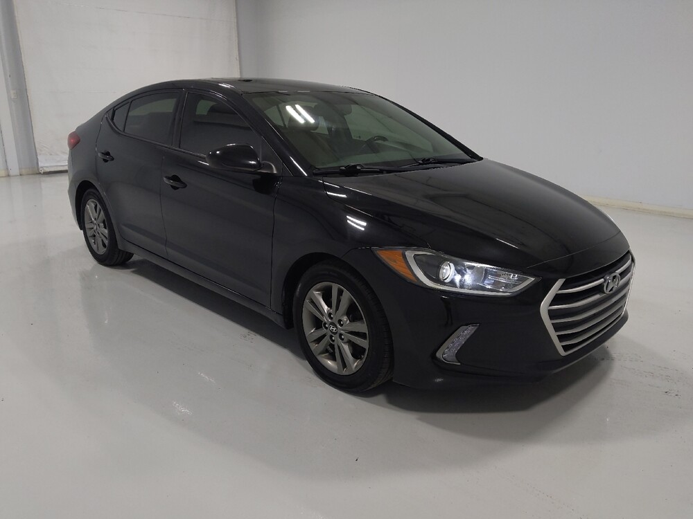 2017 Hyundai Elantra in Columbus, OH 43231 - 18112952 13