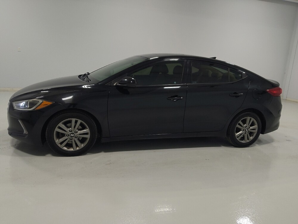 2017 Hyundai Elantra in Columbus, OH 43231 - 18112952 2