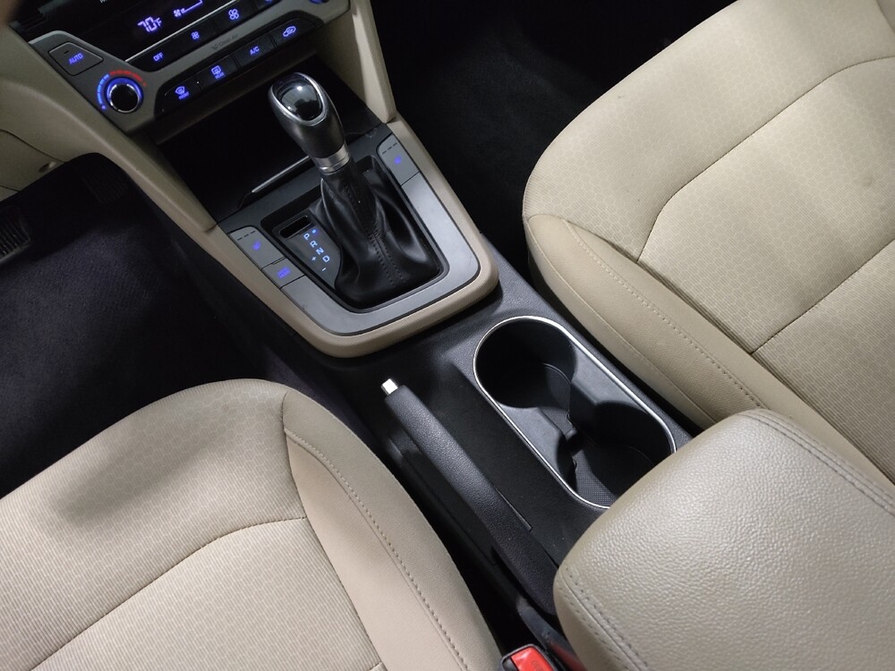2017 Hyundai Elantra in Columbus, OH 43231 - 18112952 26