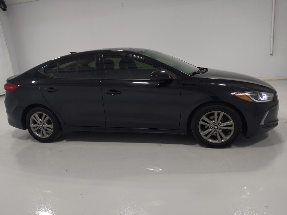 2017 Hyundai Elantra in Columbus, OH 43231 - 18112952 11