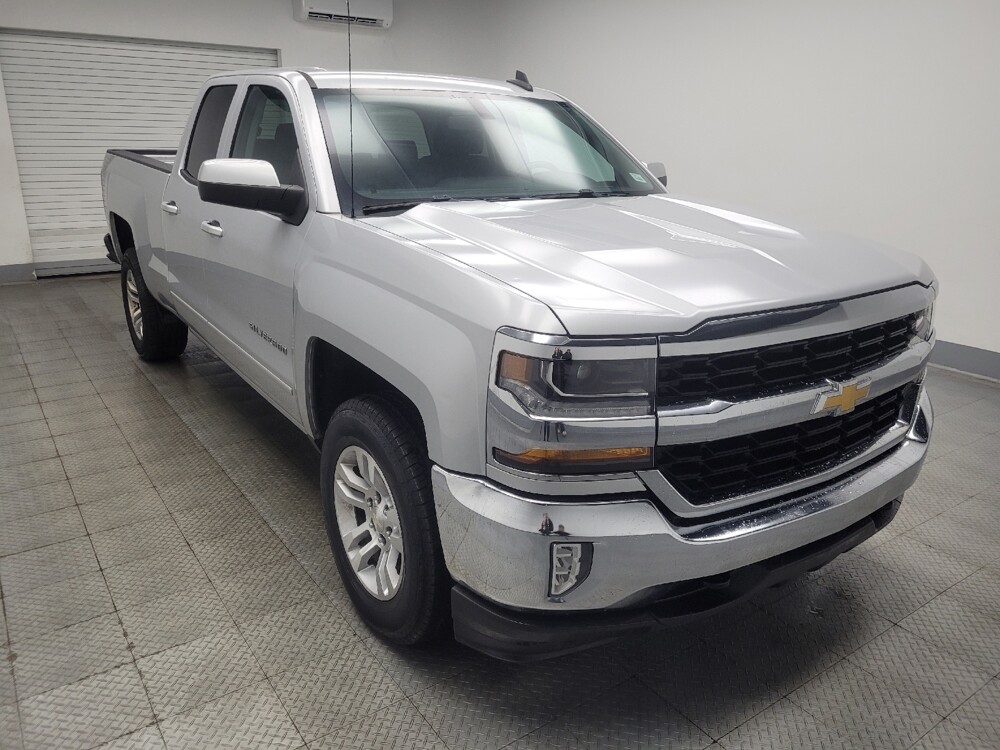 2018 Chevrolet Silverado 1500 in Highland, IN 46322 - 18112965 13