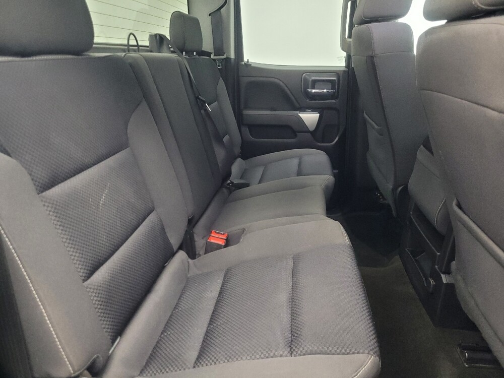 2018 Chevrolet Silverado 1500 in Highland, IN 46322 - 18112965 19