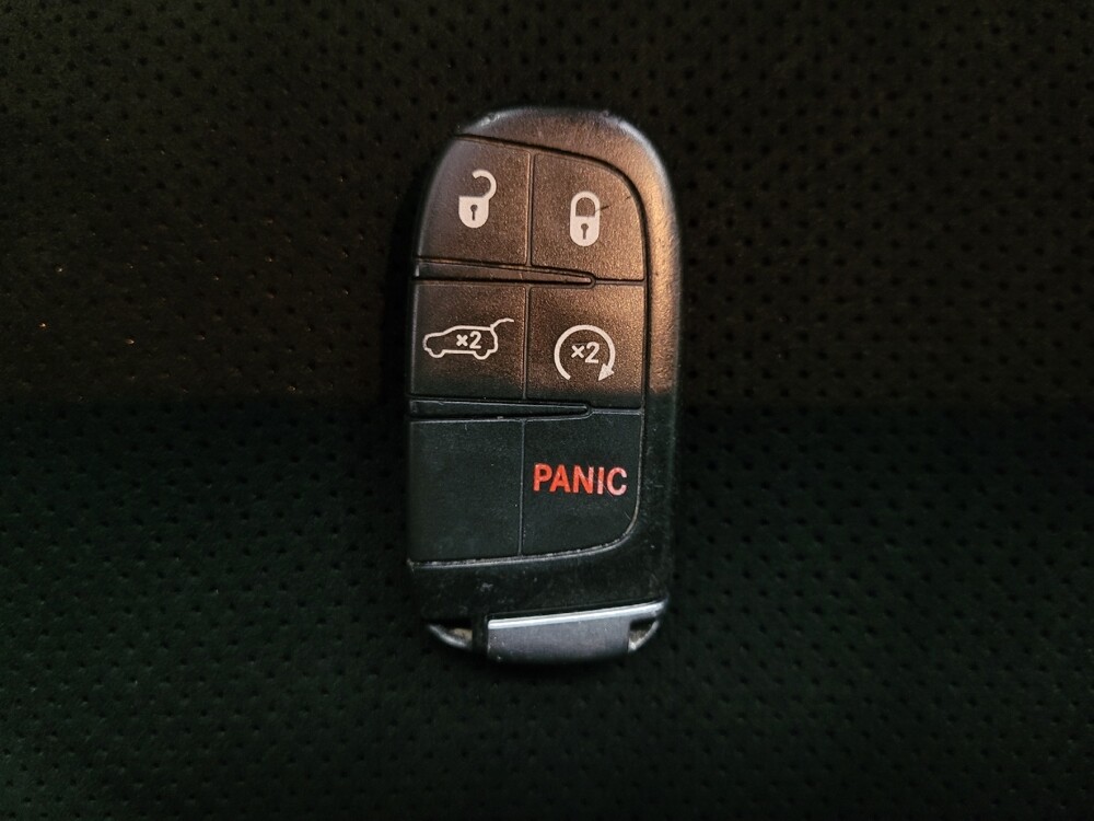 2017 Jeep Grand Cherokee in Las Vegas, NV 89104 - 18112971 32