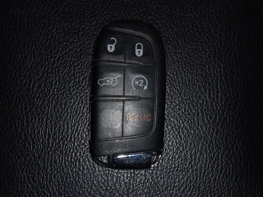 2018 Jeep Compass in Jacksonville, FL 32210 - 18112973 32