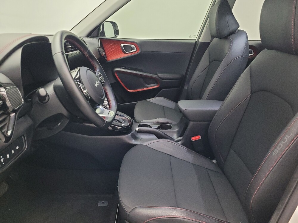 2025 Kia Soul in Conyers, GA 30094 - 18112980 17