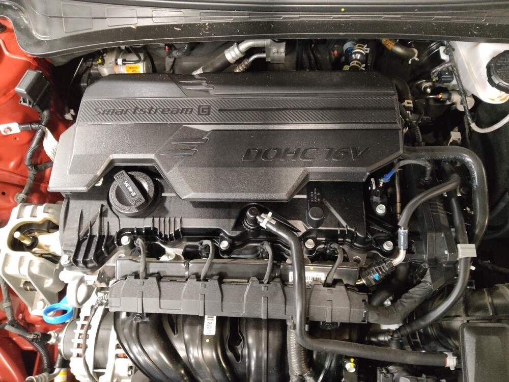 2025 Hyundai Elantra in Arlington, TX 76011 - 18112982 30